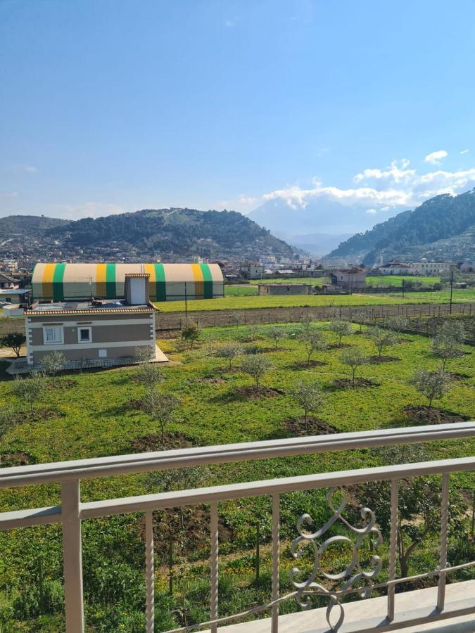 Guest House Ilir ベラト エクステリア 写真